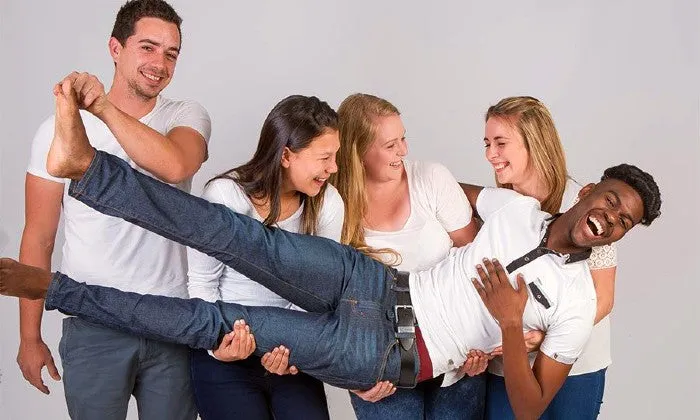 30-Minute Studio Photoshoot incl Images and 50% off a Personalised Photobook