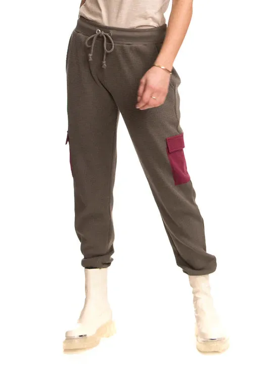 CHRLDR Tasha Cargo Sweatpants - Olive