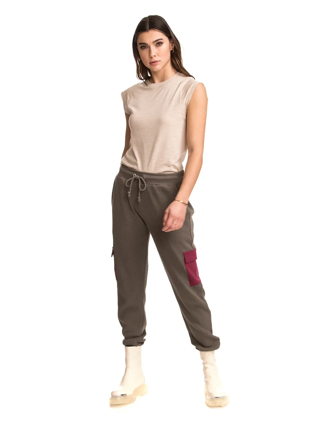 CHRLDR Tasha Cargo Sweatpants - Olive