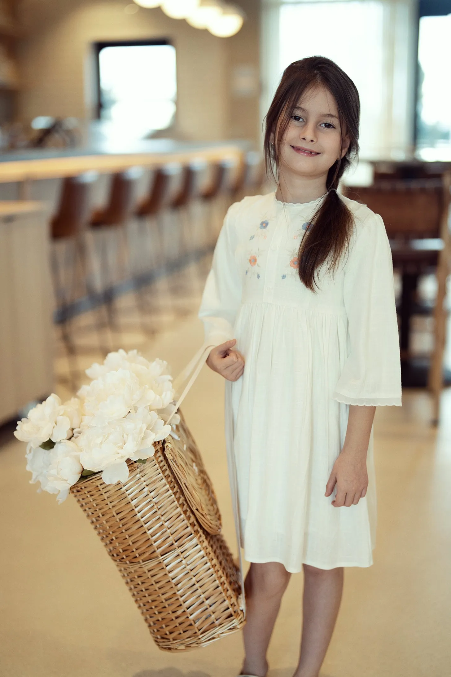 dress embroidered scalloped cape - off white