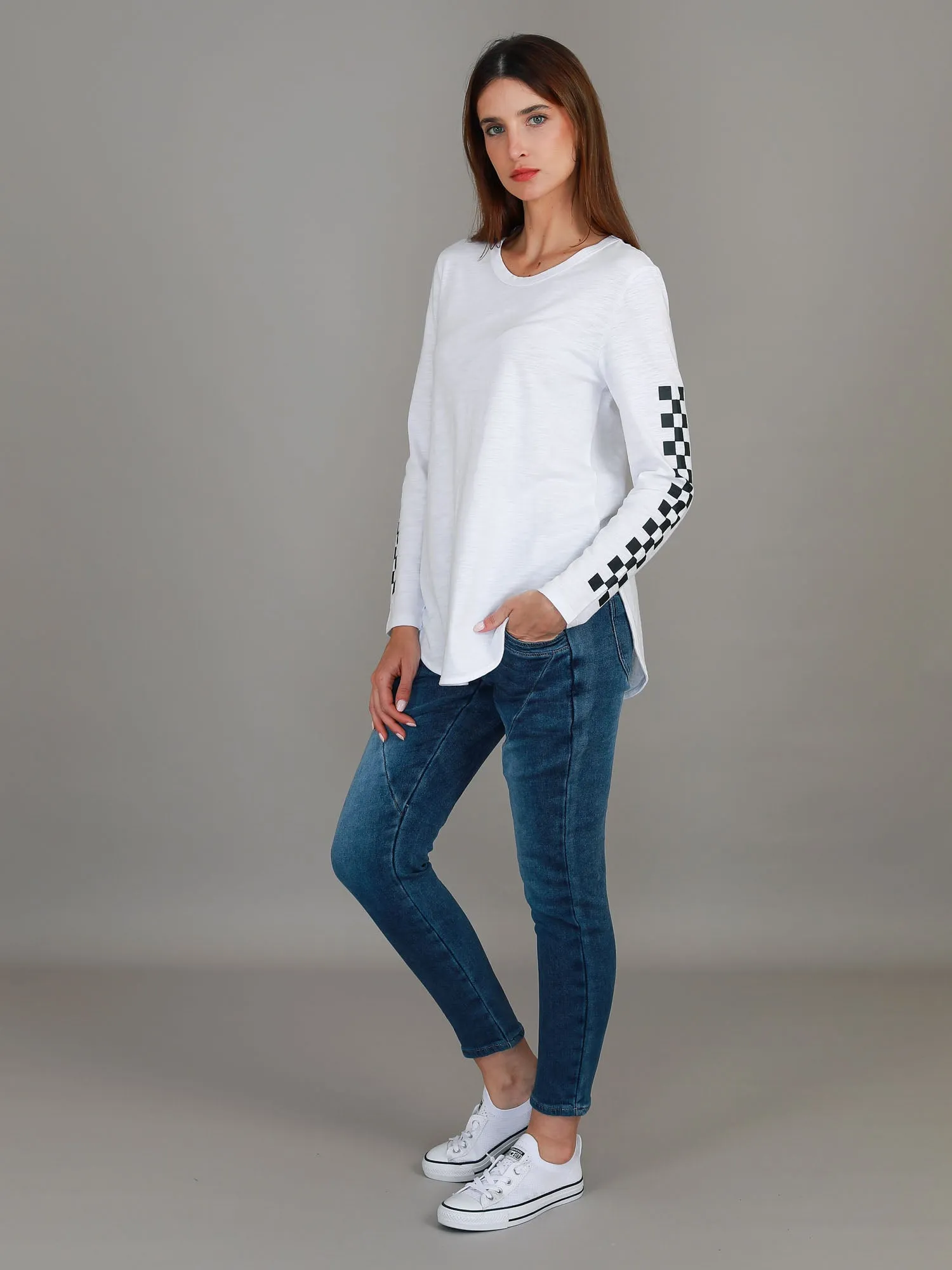 Izzy - Ana Check Print Long Sleeve T Shirt