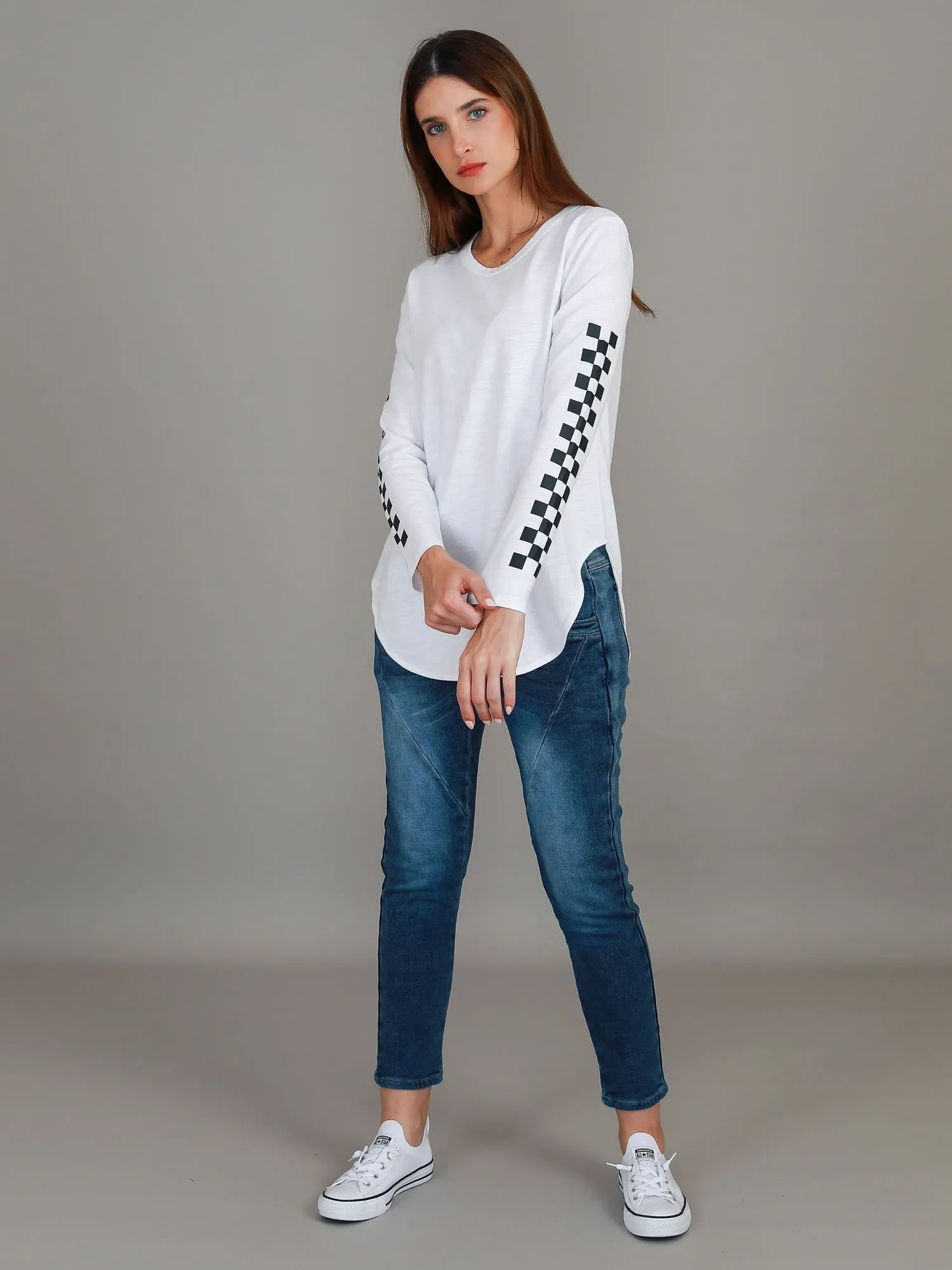 Izzy - Ana Check Print Long Sleeve T Shirt