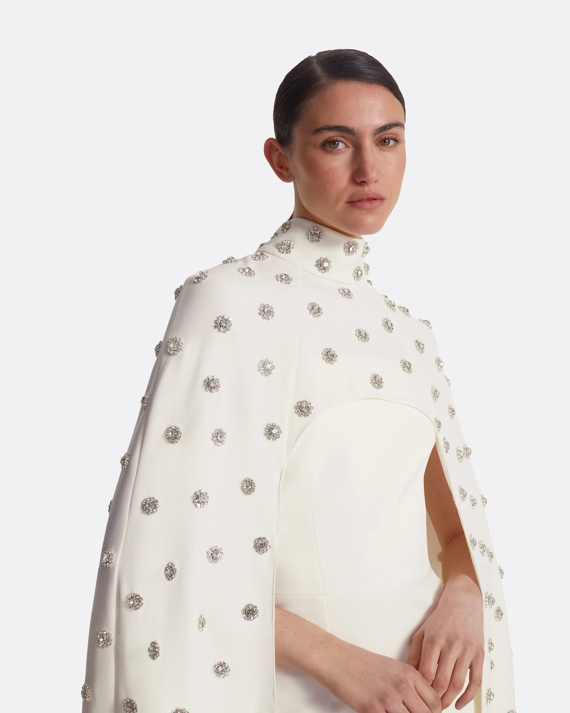 Manore Ivory Embroidered Harness