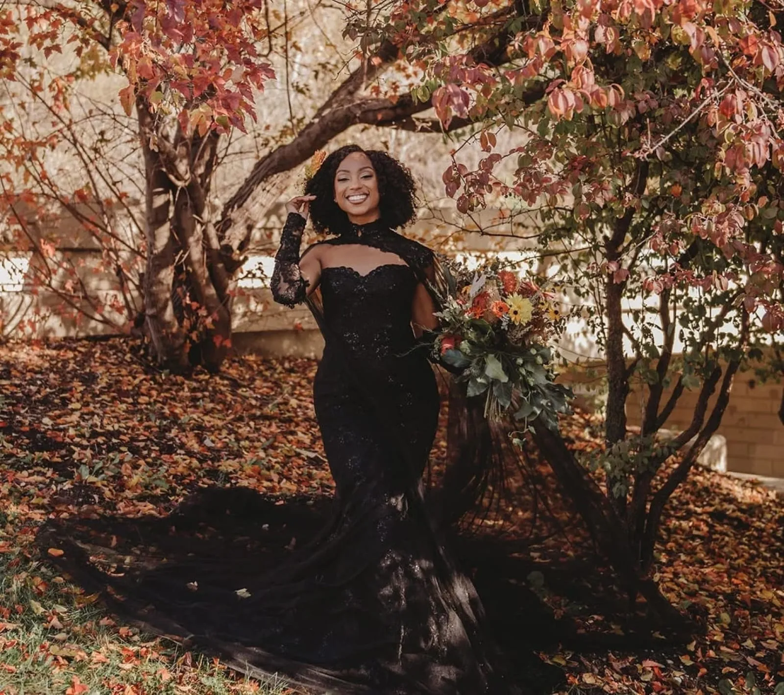 Mermaid Lace 3 in 1 Black Wedding Dress, Cape Veil, Removable Sleeves