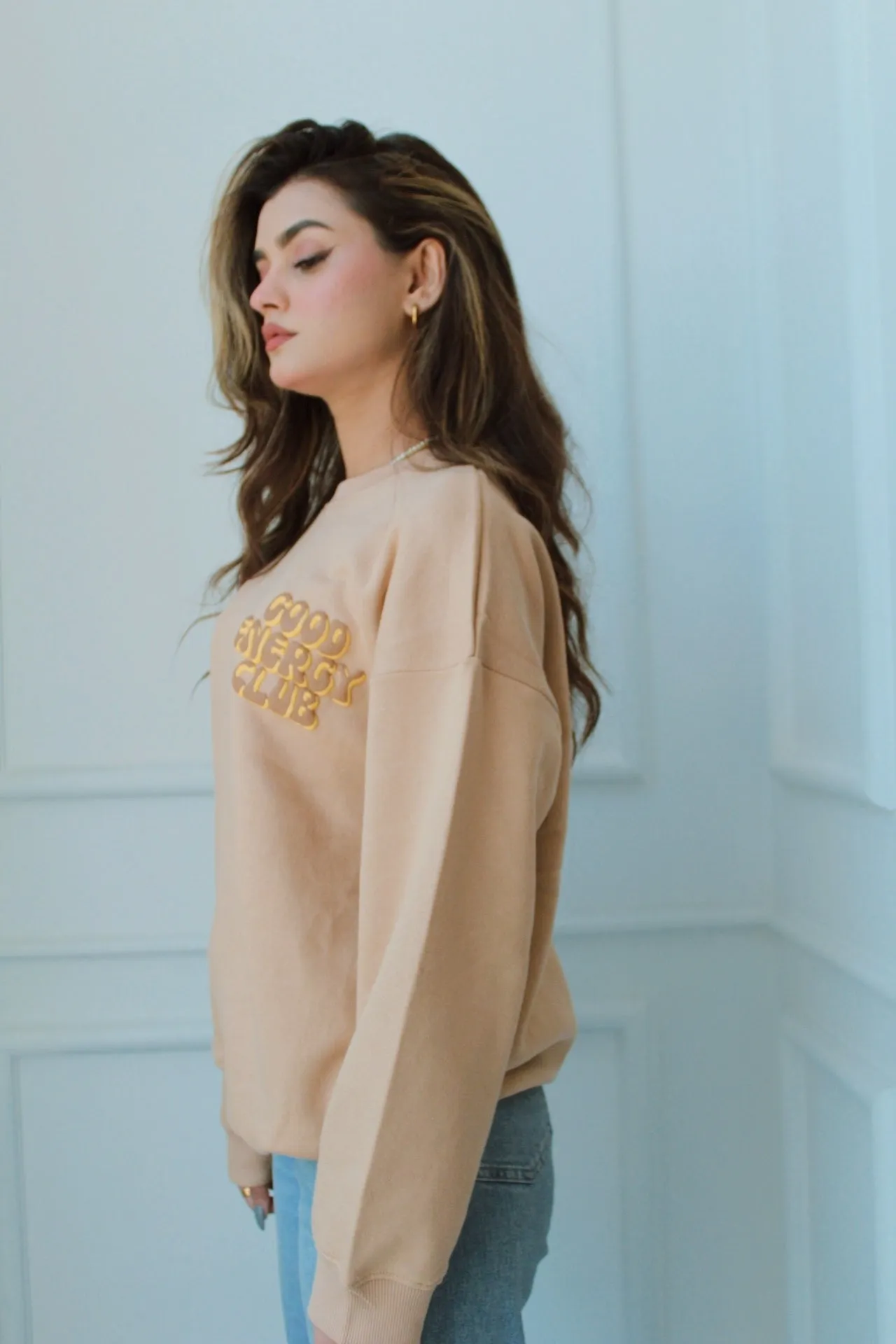 "GOOD ENERGY CLUB" Oversized Sweatshirt