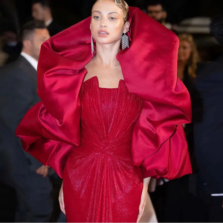 Satin Puffy Bolero Sleeved Short Cape