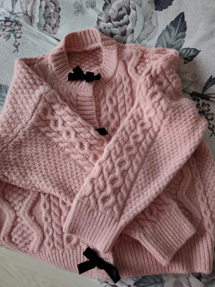 Sweetie Bow Buttons Delicate Cardigan