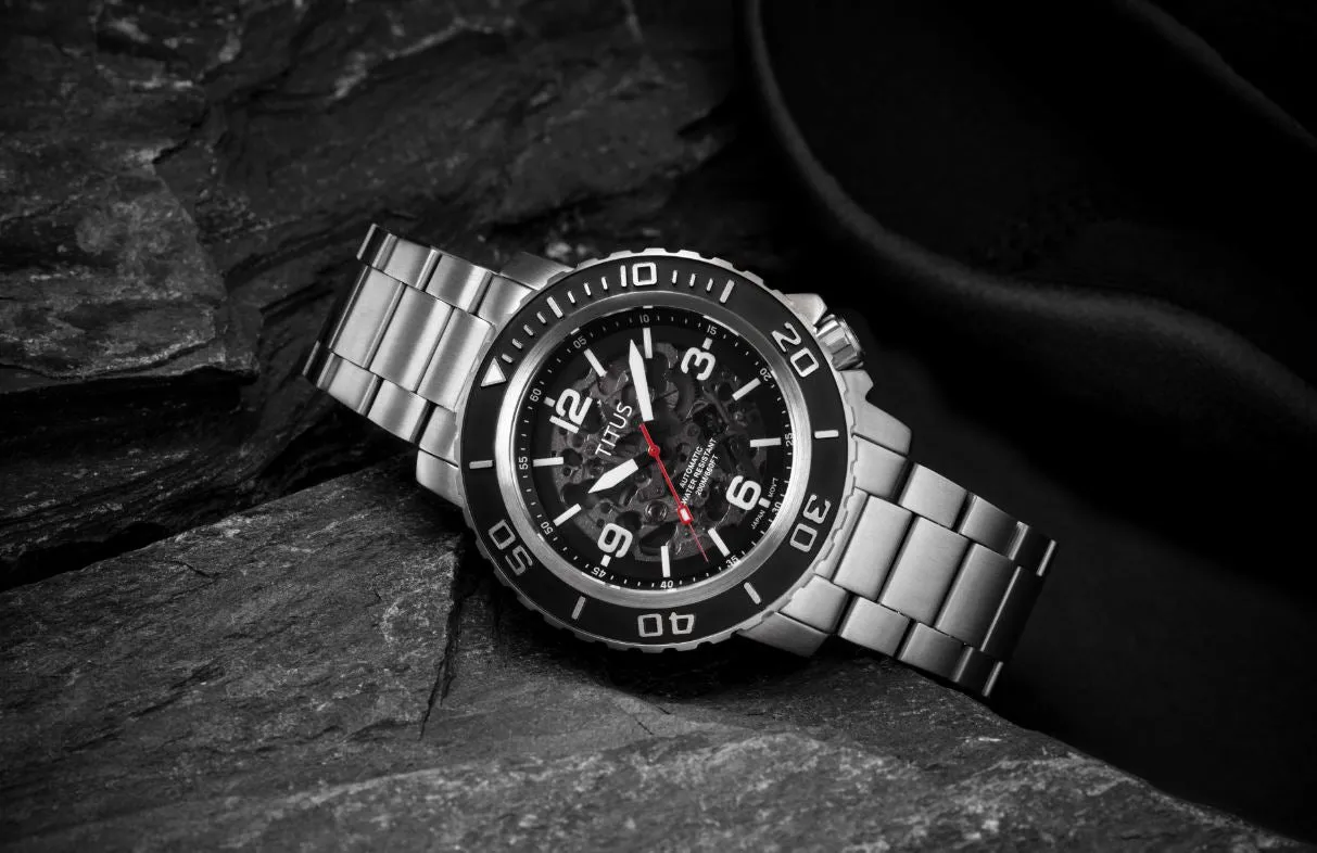 The Cape 3 Hands Mechanical Stainless Steel Men Watch W06-03279-001