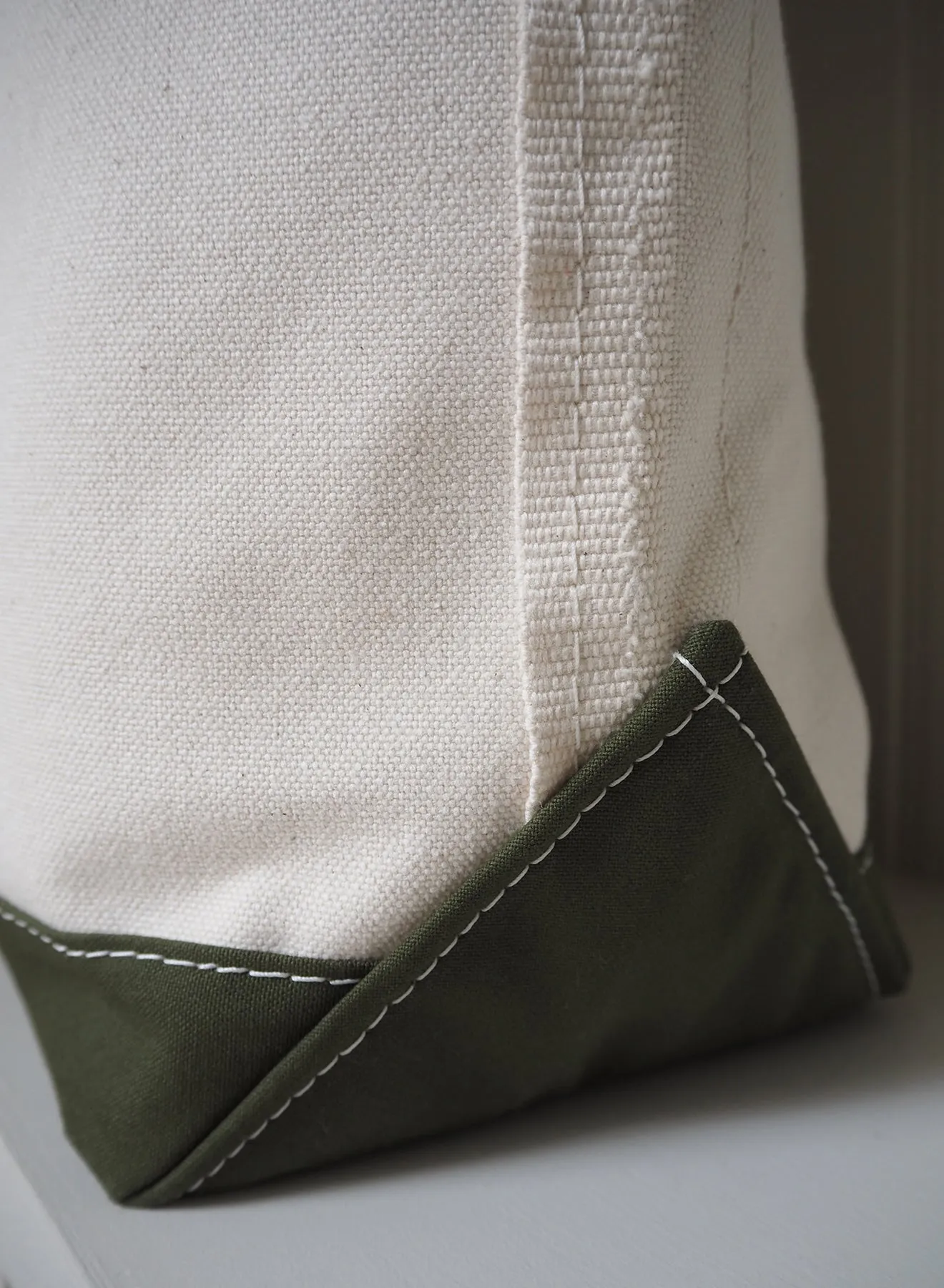 THE CAPE COD TOTE - Large Bespoke Zipped Cotton Canvas Tote