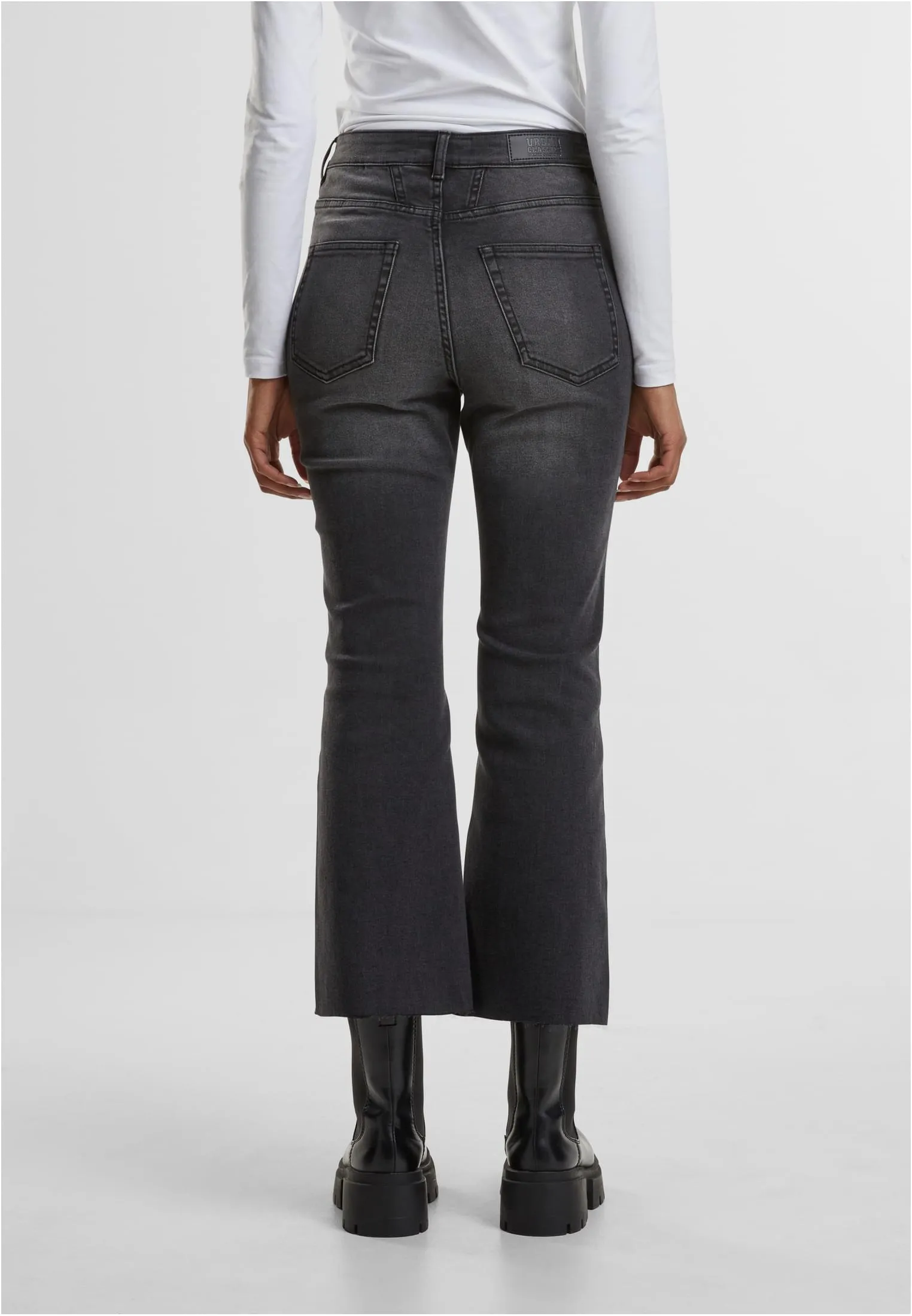 UC Cropped Flared Denim