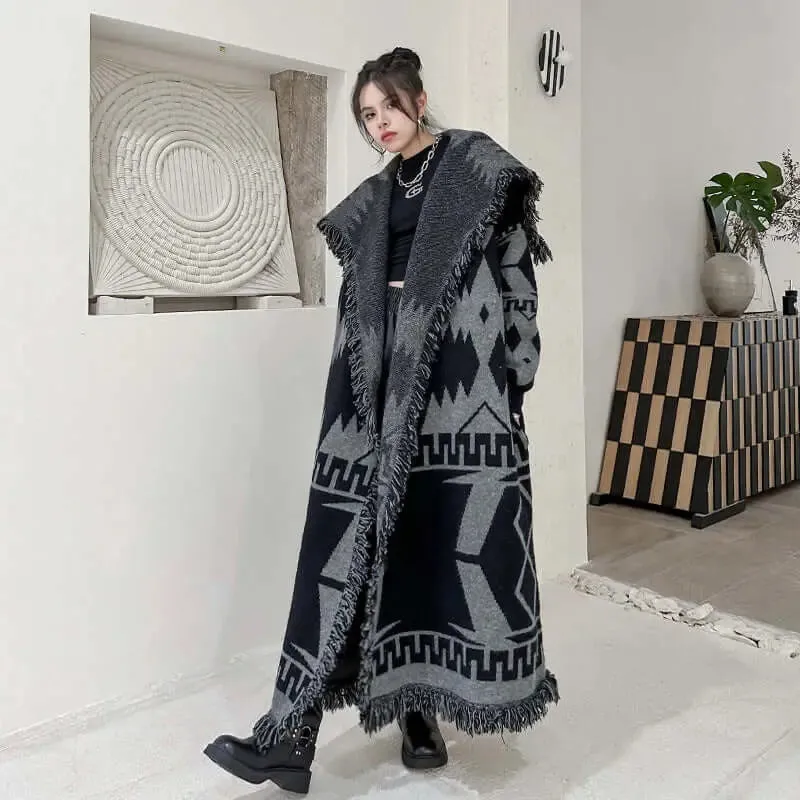 Winter Fringed Knit Coat for Women with Streetwear Vibes